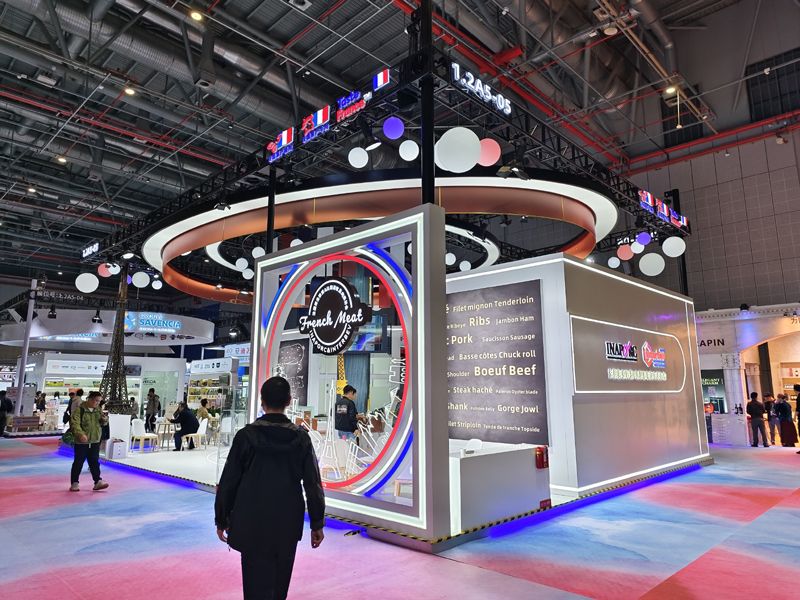 北美汽车展展台设计公司